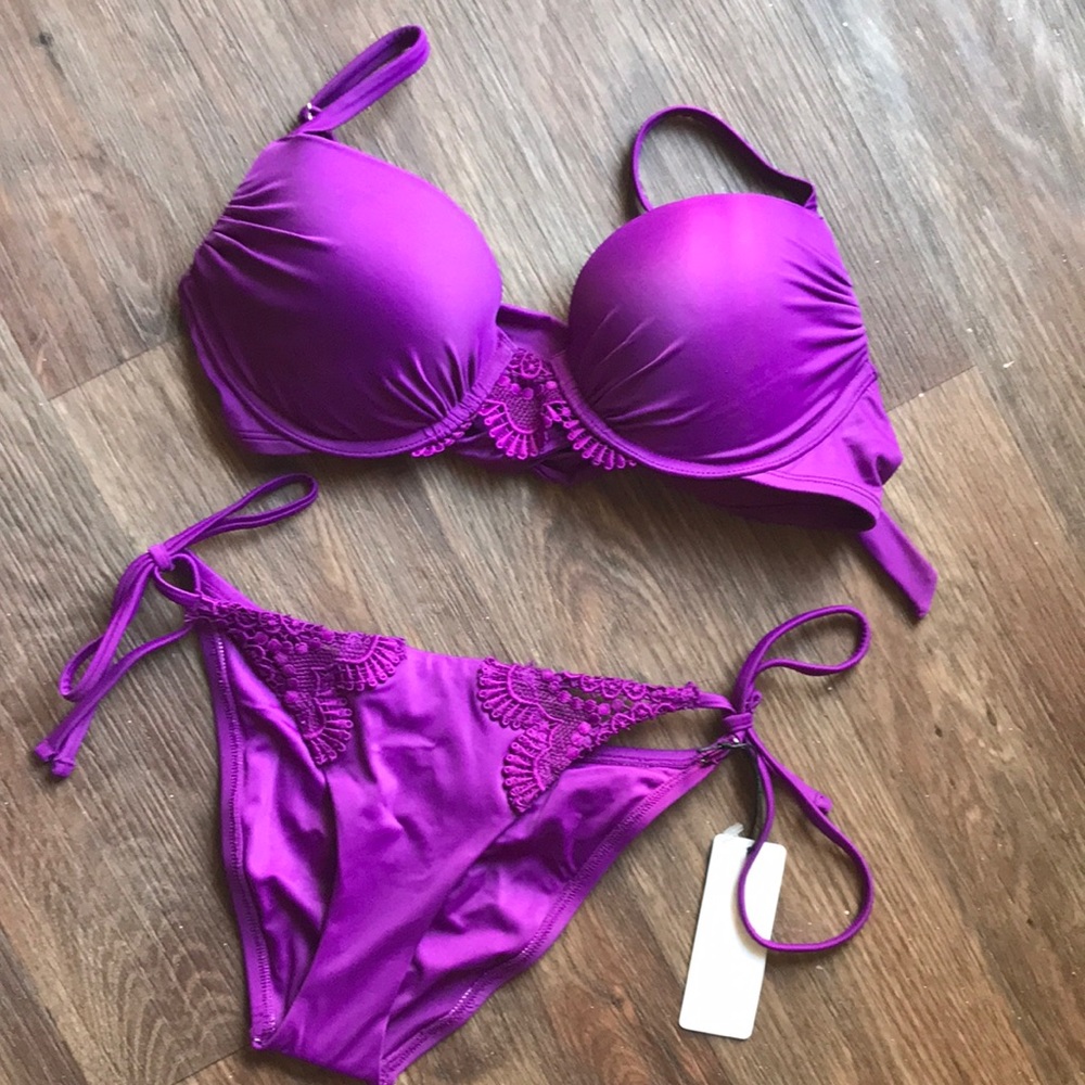 Zinnia Bora Bora a. Che lace string bikini T4 medium